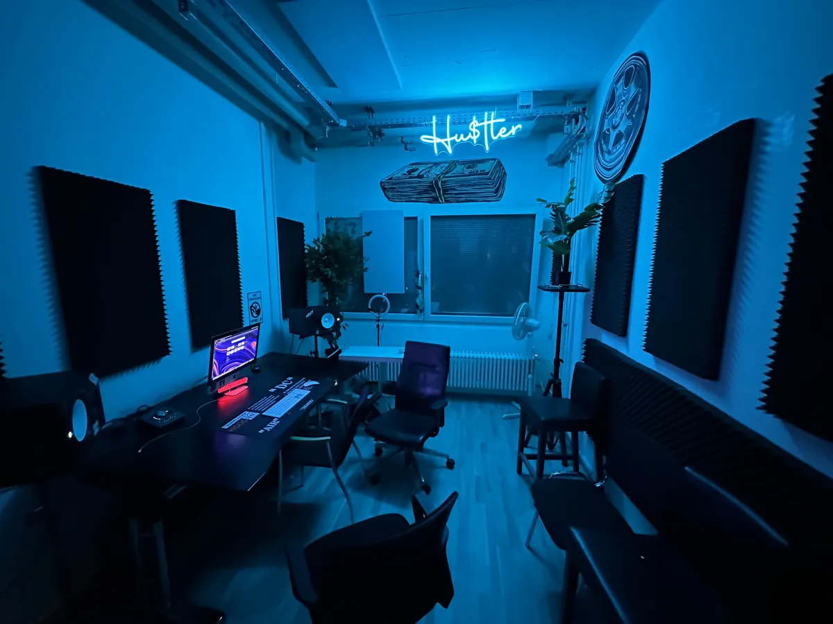 Record your rap song in a good studio!